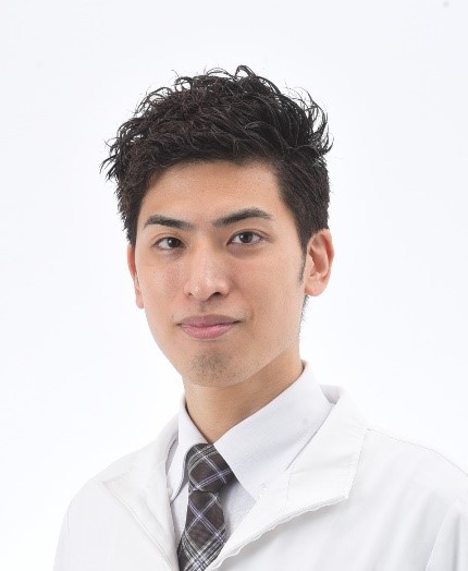 獣医師:整形外科担当 伊澤 幸甫(いざわ こうすけ)